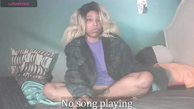 Snapshot of StellaDallas69 chatting on October 17, 2025, 11:24 am StellaDallas69 online show from October 17, 2025, 11:24 am