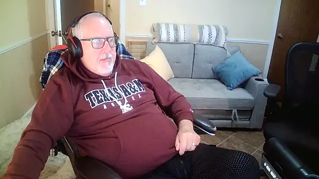 superbearboss online show from May 1, 2026, 10:25 pm