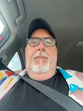 Snapshot of superbearboss chatting on July 20, 2026, 4:09 pm superbearboss online show from July 20, 2026, 4:09 pm