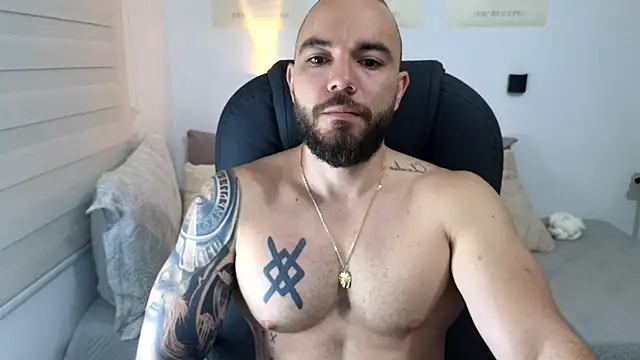 Snapshot of Isaac_Carter chatting on September 25, 2025, 11:03 am Isaac Carter online show from September 25, 2025, 11:03 am