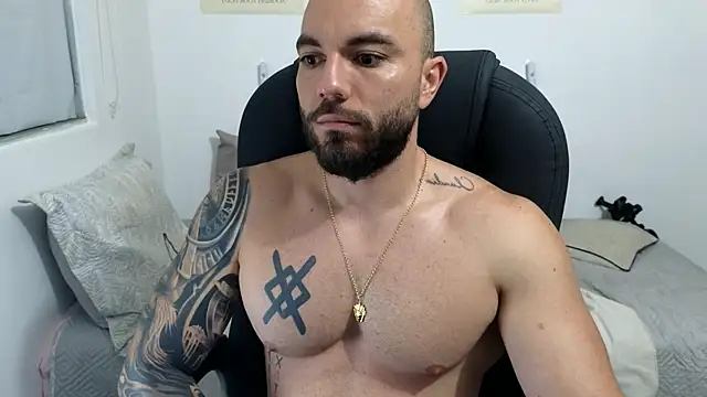 Snapshot of Isaac_Carter chatting on June 17, 2026, 10:17 am Isaac Carter online show from June 17, 2026, 10:17 am