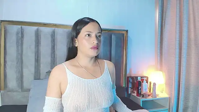 Snapshot of AvaX_777 chatting on May 4, 2026, 6:04 pm AvaX 777 online show from May 4, 2026, 6:04 pm