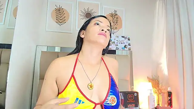 Snapshot of AvaX_777 chatting on July 20, 2026, 5:26 pm AvaX 777 online show from July 20, 2026, 5:26 pm