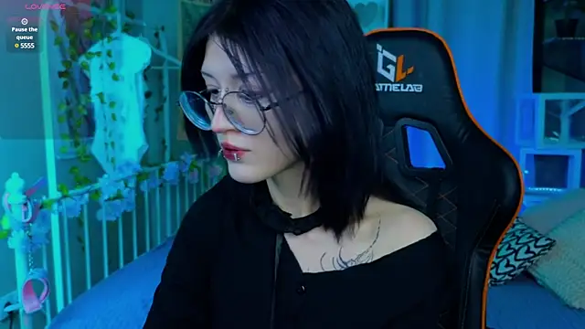 Setsunai  online show from March 9, 2025, 10:41 pm