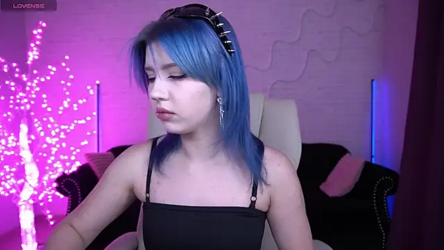 SelenaIris online show from March 6, 2026, 3:14 am