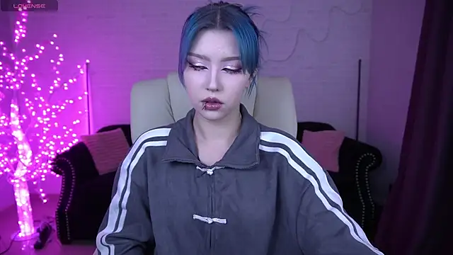 SelenaIris online show from March 8, 2026, 10:02 pm