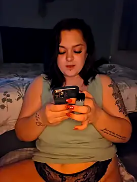 Snapshot of Saucy-Serenity chatting on March 22, 2025, 6:47 pm Saucy-Serenity online show from March 22, 2025, 6:47 pm