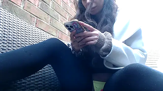 Snapshot of kikixxcam chatting on March 14, 2025, 9:46 am kikixxcam online show from March 14, 2025, 9:46 am