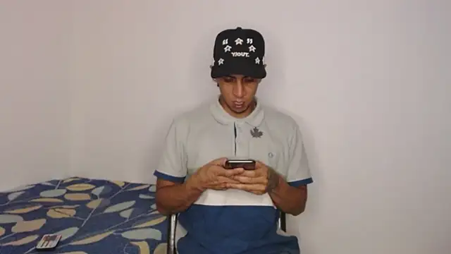 Snapshot of Monkey_uchiha777 chatting on November 27, 2025, 1:29 am Monkey uchiha777 online show from November 27, 2025, 1:29 am