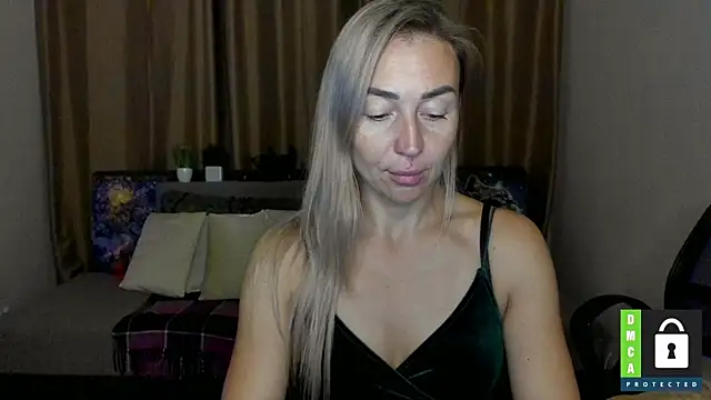 Snapshot of Kiss_julli88I chatting on September 24, 2025, 5:27 pm Kiss julli88I online show from September 24, 2025, 5:27 pm