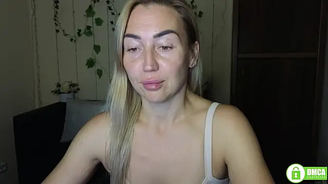 Snapshot of Kiss_julli88I chatting on October 12, 2025, 5:23 pm Kiss julli88I online show from October 12, 2025, 5:23 pm