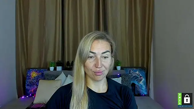 Snapshot of Kiss_julli88I chatting on October 24, 2025, 5:31 pm Kiss julli88I online show from October 24, 2025, 5:31 pm