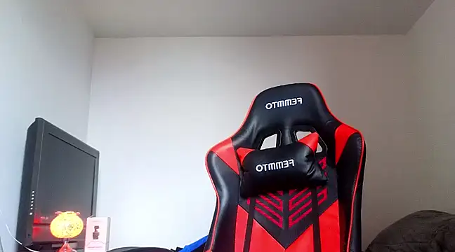 samevansx  online show from March 14, 2025, 7:01 pm