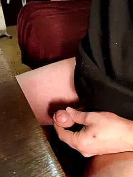 Snapshot of --Serhei-- chatting on March 7, 2025, 5:08 am --Serhei-- online show from March 7, 2025, 5:08 am