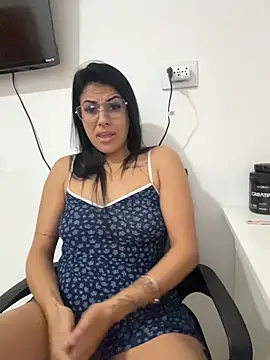 jheicylli online show from April 25, 2026, 1:41 pm