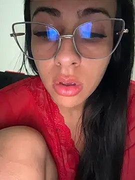 Snapshot of jheicylli chatting on July 25, 2026, 12:36 pm jheicylli online show from July 25, 2026, 12:36 pm