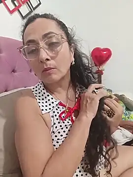 AlessandraLeroy online show from May 29, 2026, 2:20 am