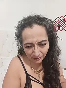 AlessandraLeroy online show from July 19, 2026, 1:31 am