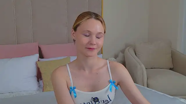 AmeliRoyse online show from June 10, 2026, 5:34 pm