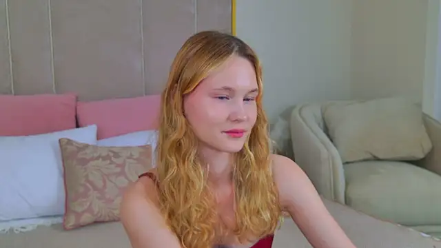 AmeliRoyse online show from June 13, 2026, 7:12 pm