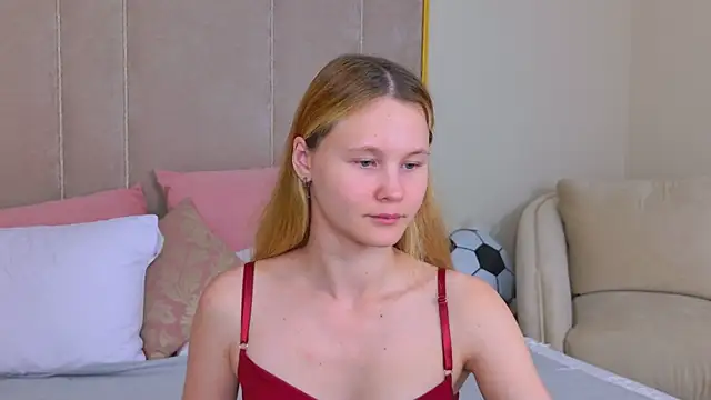 AmeliRoyse online show from June 30, 2026, 5:14 pm