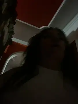 Snapshot of Luna-nevada chatting on May 6, 2026, 10:42 am Luna-nevada online show from May 6, 2026, 10:42 am