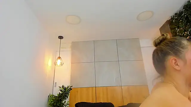 AzuraWave online show from March 16, 2025, 1:49 am