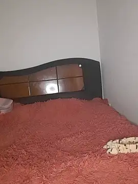 esmeralda jadees online show from March 8, 2025, 1:28 am