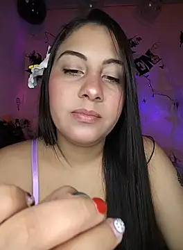 esmeralda jadees online show from October 11, 2025, 8:07 pm