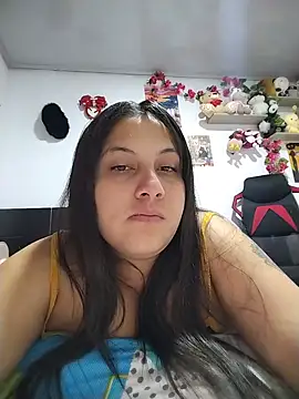 esmeralda jadees online show from June 28, 2026, 12:22 pm