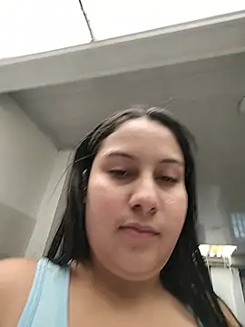 esmeralda jadees online show from July 11, 2026, 8:44 pm
