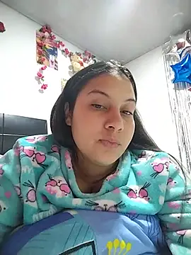 esmeralda jadees online show from July 19, 2026, 2:21 pm