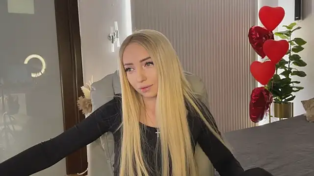 Snapshot of OhMyEmma chatting on March 4, 2026, 1:11 am OhMyEmma online show from March 4, 2026, 1:11 am