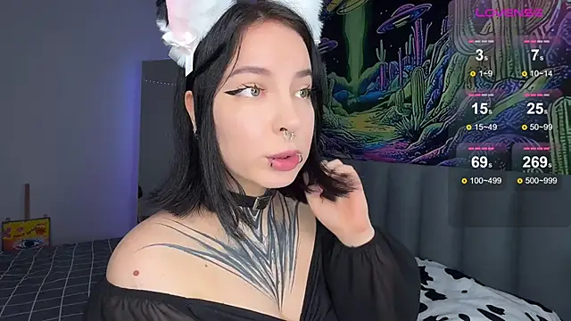 Snapshot of yourvodka chatting on September 26, 2025, 8:18 am yourvodka online show from September 26, 2025, 8:18 am