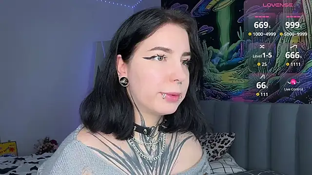 Snapshot of yourvodka chatting on November 20, 2025, 7:46 pm yourvodka online show from November 20, 2025, 7:46 pm