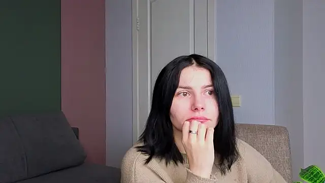 Snapshot of Charlotte_Woods chatting on November 14, 2025, 4:22 am Charlotte Woods online show from November 14, 2025, 4:22 am