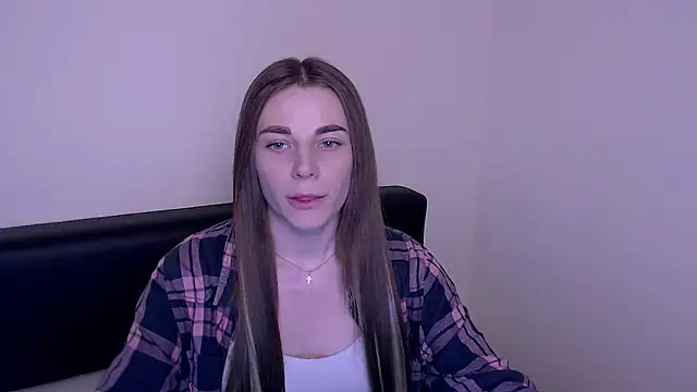 Snapshot of MiaDari_ chatting on March 19, 2025, 2:35 pm MiaDari online show from March 19, 2025, 2:35 pm