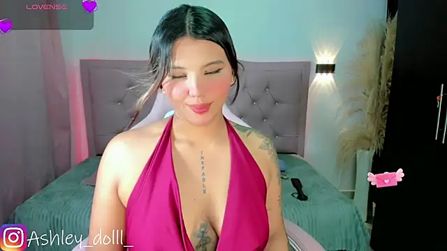 Ashley dolll online show from April 4, 2026, 9:01 pm