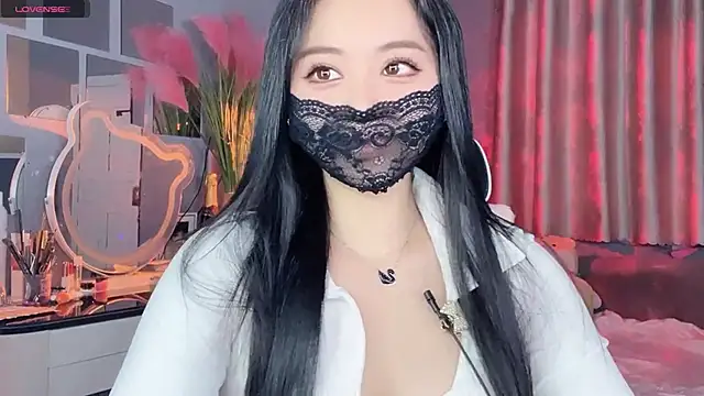 Snapshot of MI_KA22 chatting on October 19, 2025, 6:14 am MI KA22 online show from October 19, 2025, 6:14 am