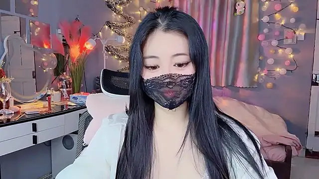 Snapshot of MI_KA22 chatting on November 29, 2025, 6:05 am MI KA22 online show from November 29, 2025, 6:05 am