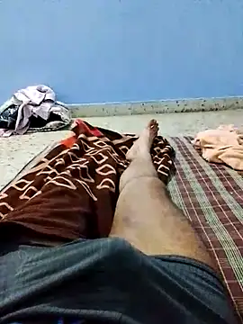 Snapshot of im_clit_sucker chatting on December 13, 2025, 11:54 pm im clit sucker online show from December 13, 2025, 11:54 pm