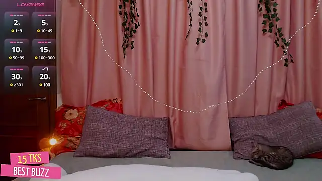 KapiLady  online show from March 11, 2025, 12:28 pm