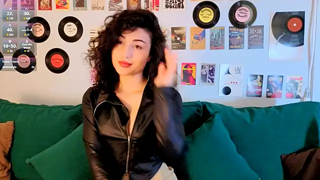 Snapshot of Maya_Rogerss chatting on July 28, 2026, 3:21 pm Maya Rogerss online show from July 28, 2026, 3:21 pm