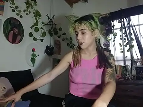 420mussa online show from June 17, 2026, 7:04 pm