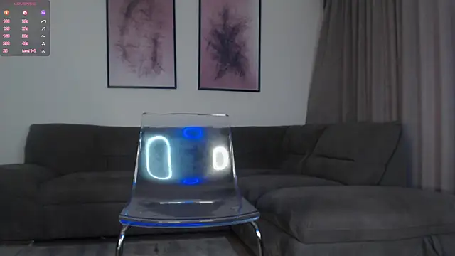 reinakylie online show from November 16, 2025, 1:06 pm