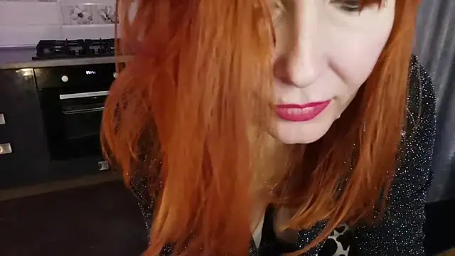 emlana online show from February 22, 2025, 7:03 pm