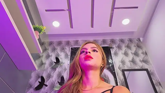 Snapshot of _Gabytaylor chatting on November 1, 2025, 11:34 am Gabytaylor online show from November 1, 2025, 11:34 am