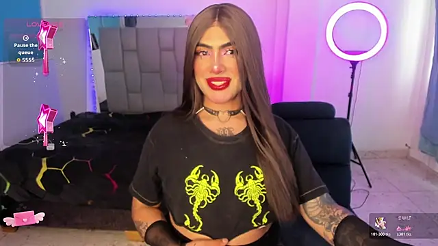 Sophie whitexxx online show from July 1, 2026, 7:35 pm