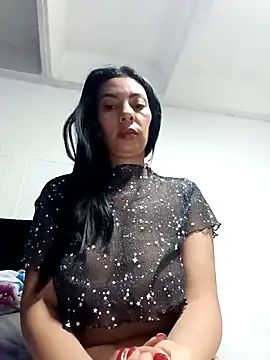 DaphneRosses online show from February 23, 2026, 1:19 pm