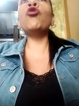 Snapshot of Carlasm- chatting on March 22, 2025, 9:10 pm Carlasm- online show from March 22, 2025, 9:10 pm